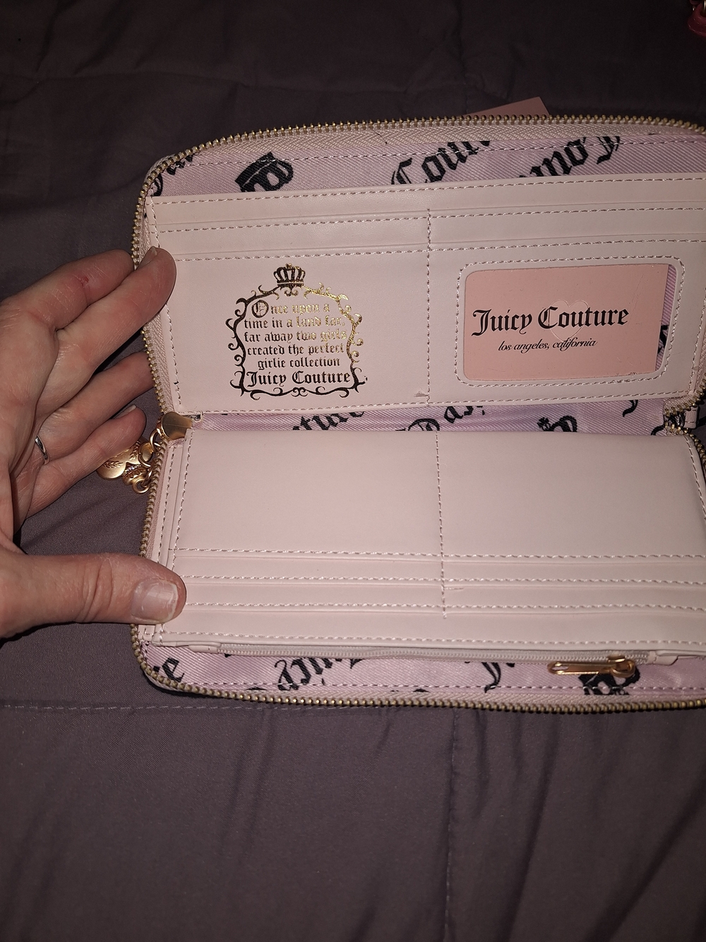 Juicy Couture Black & Pink Quilted Wristlet Wallet EXCLUSIVE - Picture 6 of 6